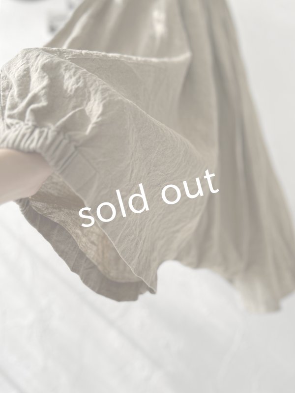 画像4: Libera&Capricciosa／ワイドギャザーサルエルパンツ・オリーブ (4)