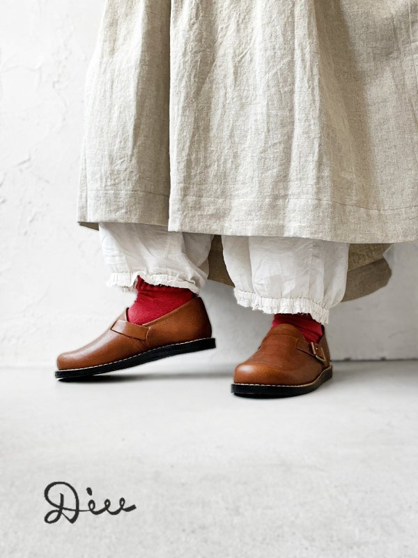 画像2: Diu／本革ベルトシューズ・ブラウン (2)