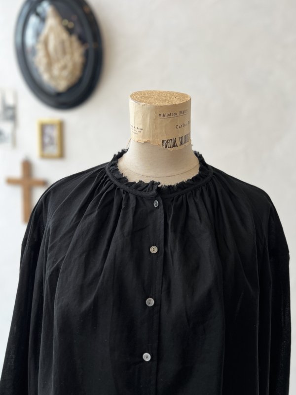 画像2: SO／フリル襟ブラウス・ブラック (2)