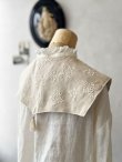 画像5: MARCHE' DE SOEUR／タッセルティペット・生成り刺繍 (5)