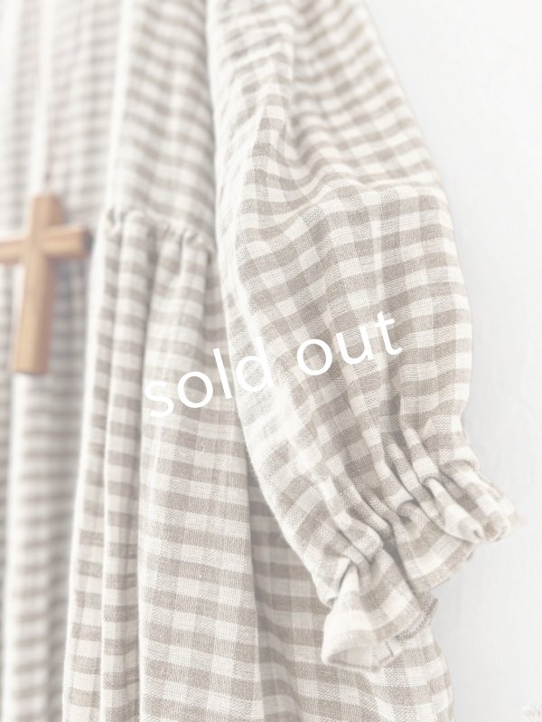 画像4: MARCHE' DE SOEUR／ギャザーワンピース・赤耳ギンガムチェック (4)