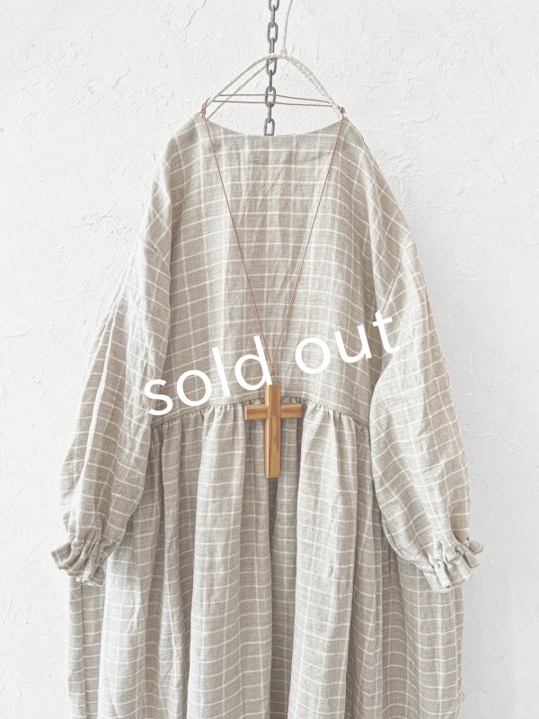 画像4: MARCHE' DE SOEUR／ギャザーワンピース・赤耳ウィンドウペン (4)