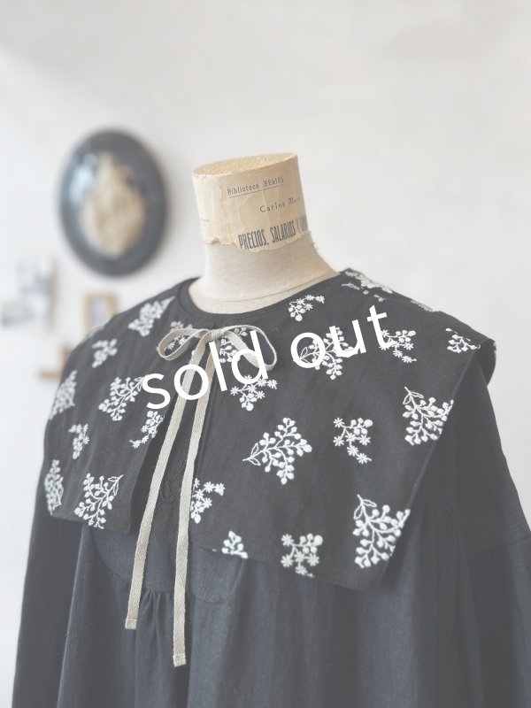 画像2: MARCHE' DE SOEUR／タッセルティペット・黒刺繍 (2)