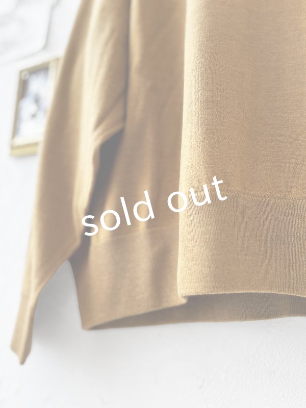 画像3: SO／ワイドラグランニットプルオーバー・キャメル (3)