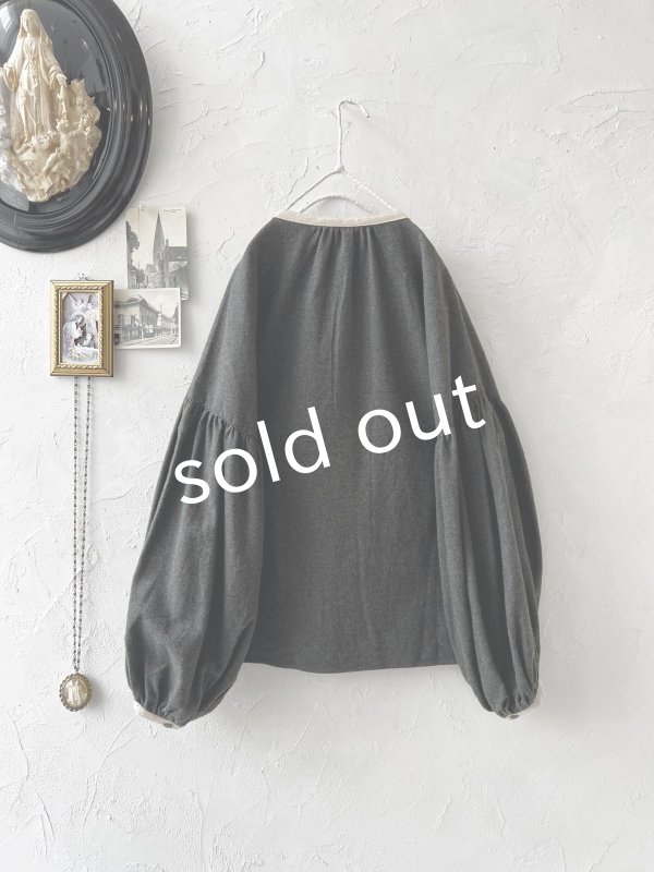 画像6: ubasoku/バイカラー起毛パフ袖ブラウス・チャコール (6)