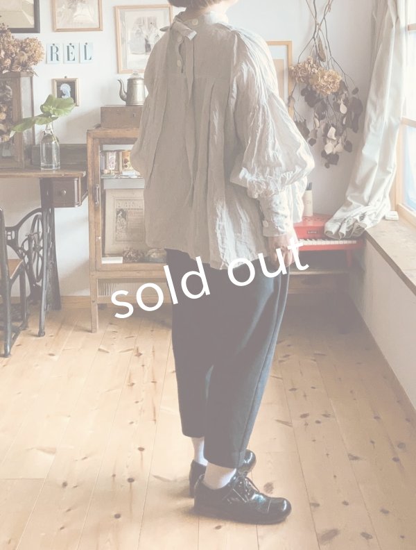 画像2: Reliure／パフスリーブカフスブラウス・kinari (2)