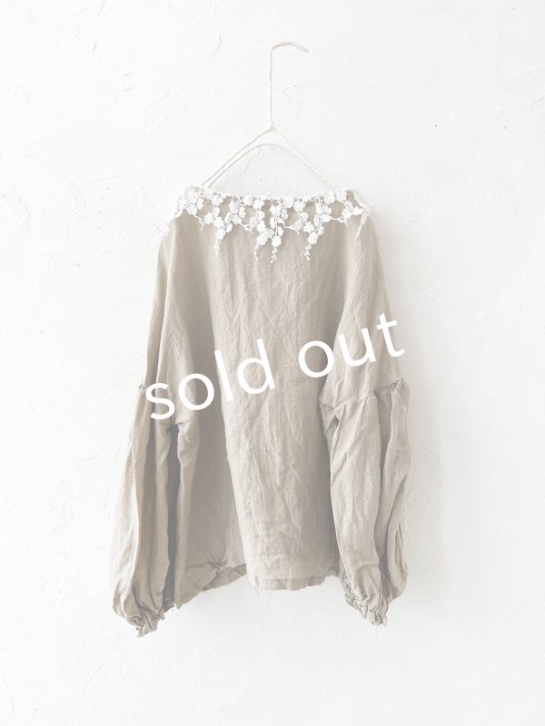 画像5: mifumi／お花たちのブラウス・アンティークベージュ (5)