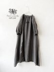 画像1: mifumi／コラボ刺繍yuiワンピース・濃灰 (1)