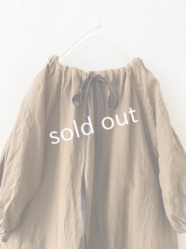 画像5: mifumi／コラボ刺繍yuiワンピース・アンティークブラウン (5)