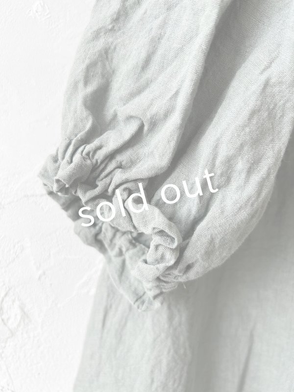 画像3: mifumi／コラボ刺繍yuiワンピース・モスグリーン (3)