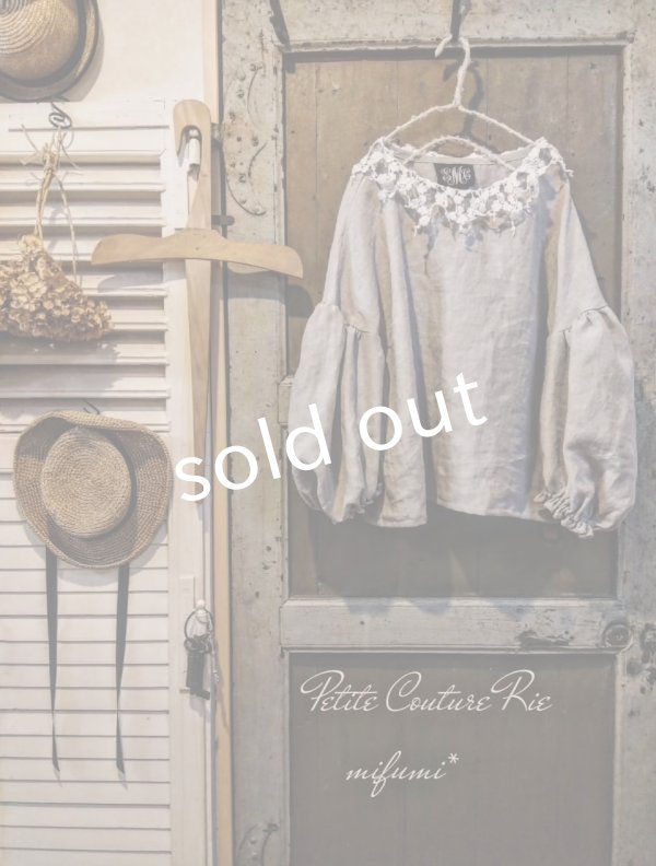 画像6: mifumi／お花たちのブラウス・アンティークベージュ (6)