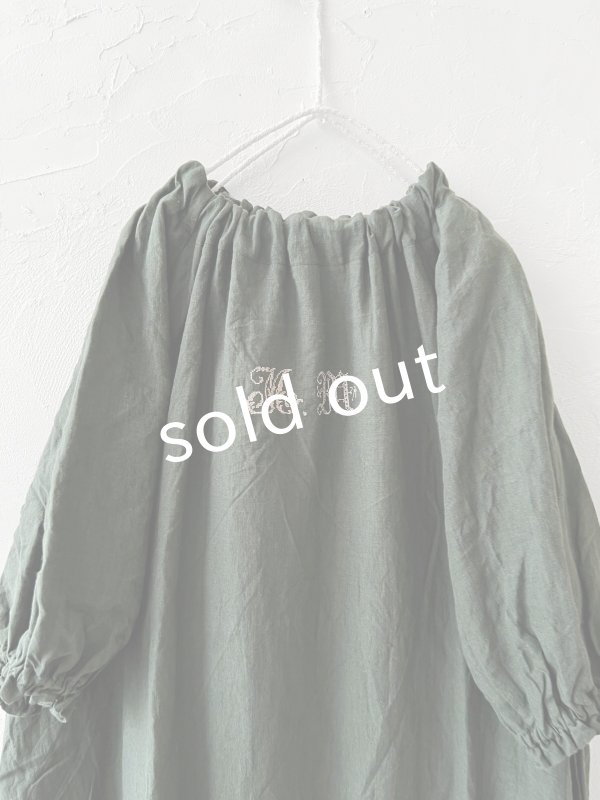 画像2: mifumi／コラボ刺繍yuiワンピース・グリーン (2)