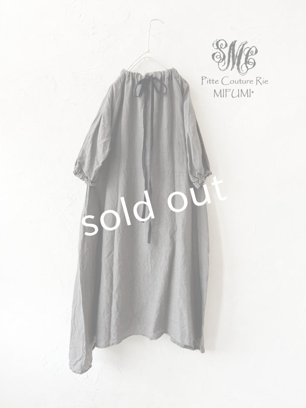 画像4: mifumi／コラボ刺繍yuiワンピース・濃灰 (4)