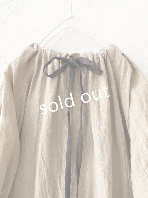 画像5: mifumi／コラボ刺繍yuiワンピース・アンティークベージュ (5)