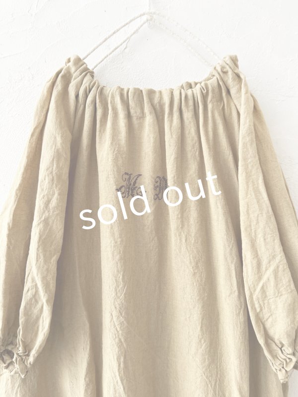 画像2: mifumi／コラボ刺繍yuiワンピース・マスタードイエロー (2)