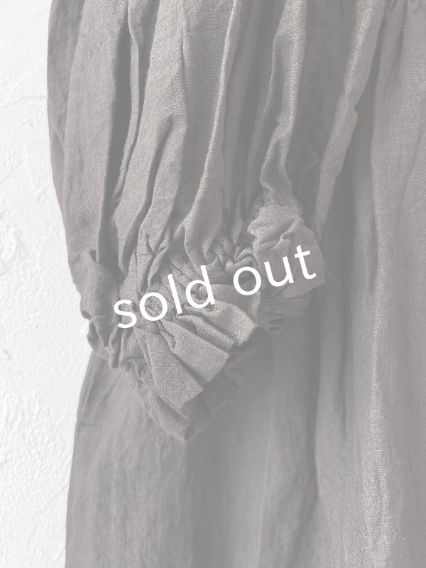 画像3: mifumi／フリル襟ドロップショルダーpuffワンピース・こげ茶 (3)