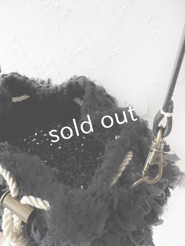 画像6: toromeco／裂き編みフリンジ巾着ポシェット・black mix (6)