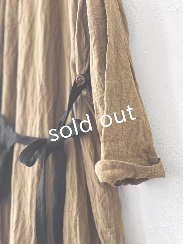 画像4: MARCHE' DE SOEUR/種蒔のワンピース・マスタードブラウン (4)