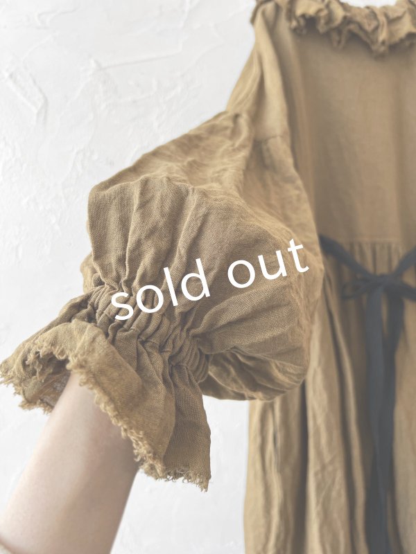 画像6: MARCHE' DE SOEUR/ラッフルウエストリボンワンピース・マスタードブラウン (6)