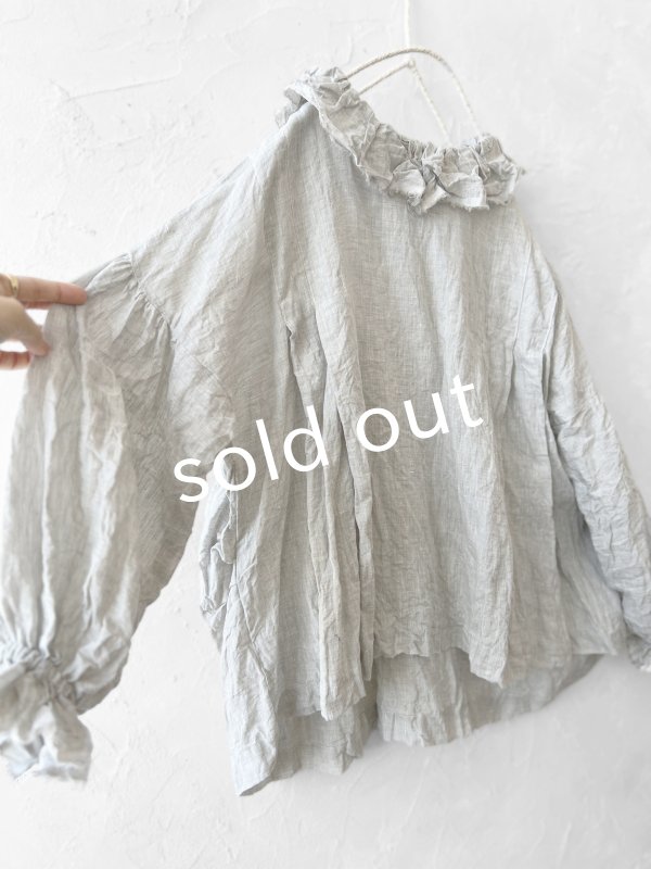 画像7: MARCHE' DE SOEUR/ラッフル襟のパフ袖プルオーバー・ホワイトグレー (7)