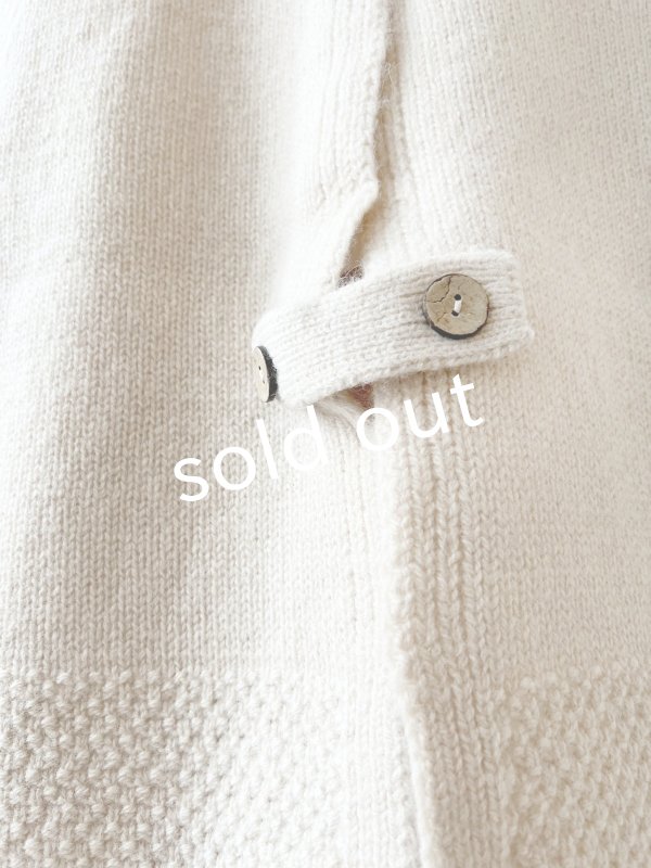 画像8: SO／後ろボタンニットベスト・ブラウン (8)