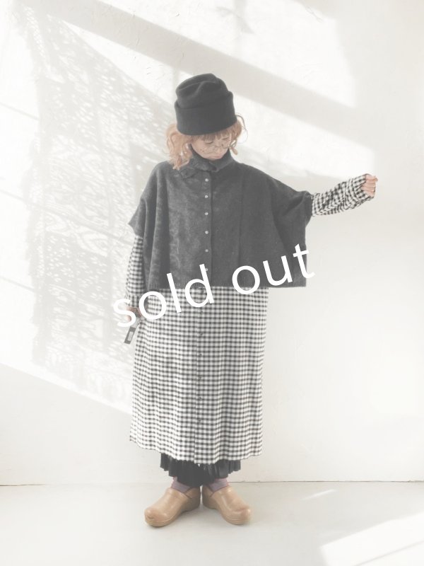 画像5: 08mab/もちもちニットポンチョ・チャコール (5)