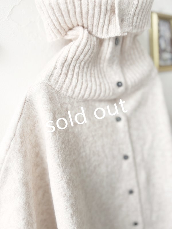 画像9: 08mab/もちもちニットポンチョ・チャコール (9)