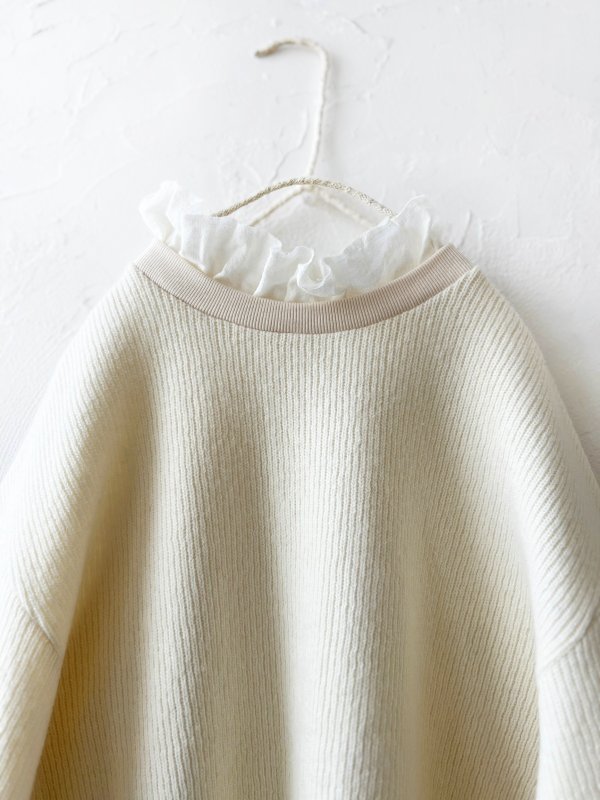 画像2: MAGALI /クォーターニットフリルプルオーバー・アイボリー (2)