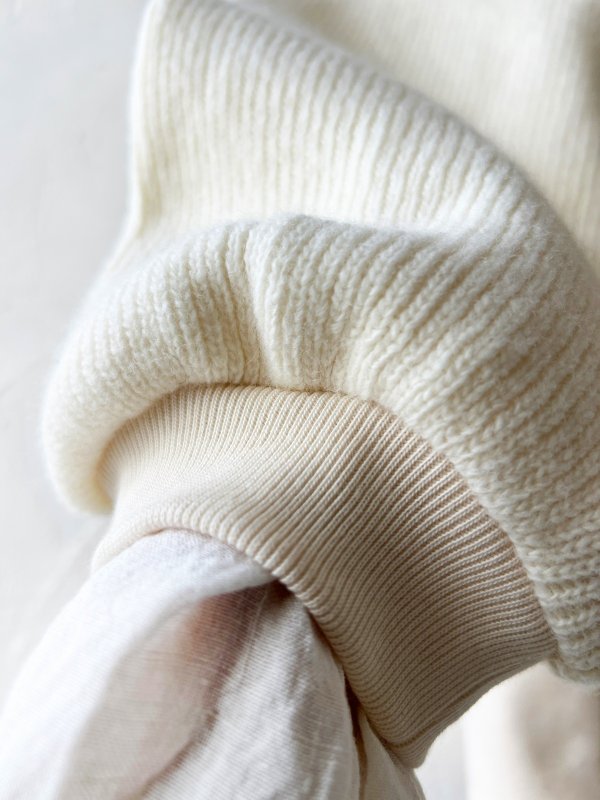 画像6: MAGALI /クォーターニットフリルプルオーバー・アイボリー (6)