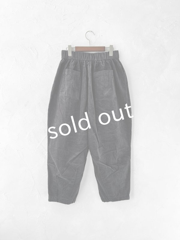 画像5: SO／綾コーデュロイカーブパンツ・チャコール (5)