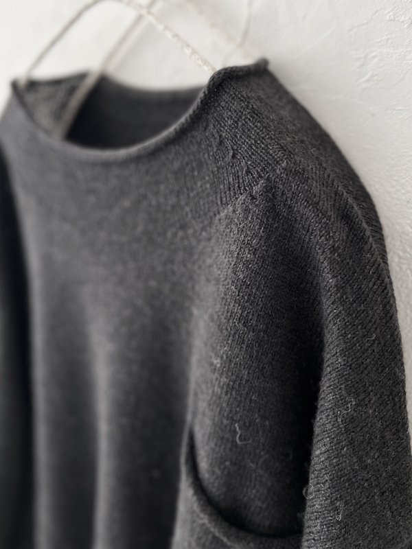 画像2: SO／くるりんポケットプルオーバー・スミクロ (2)