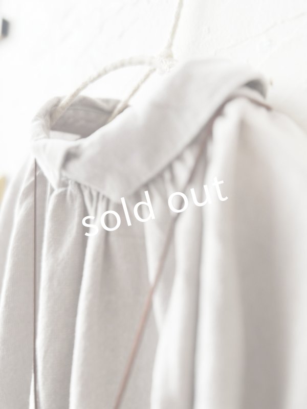 画像4: SO／重なり衿の2wayブラウス・グレーシャンブレー (4)