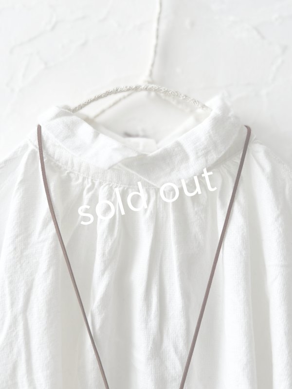 画像4: SO／重なり衿の2wayブラウス・オフ (4)