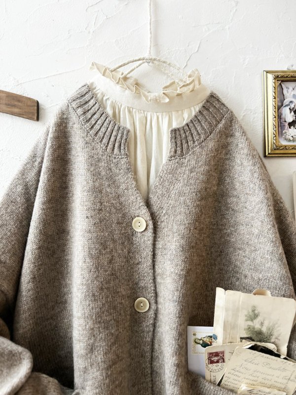 画像2: SO／サイドスリットカーディガン・サンドベージュ (2)