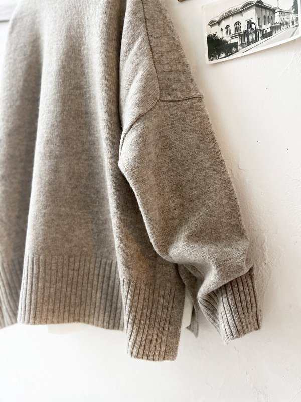 画像12: SO／サイドスリットカーディガン・サンドベージュ (12)