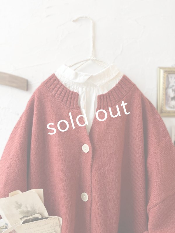 画像2: SO／サイドスリットカーディガン・オキシドレッド (2)