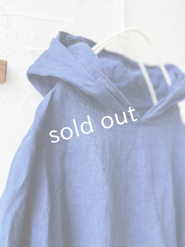 画像3: Libera&Capricciosa／天日干しリネンフードプルオーバー・インクブルー (3)