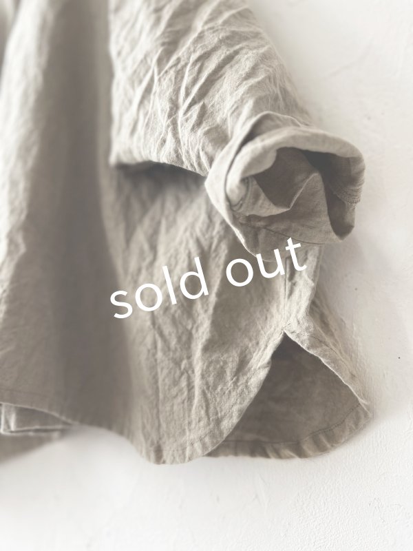 画像4: Libera&Capricciosa／天日干しリネンフードプルオーバー・オリーブ (4)