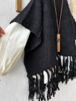 画像5: SO／フリンジニットポンチョ・ブラック (5)