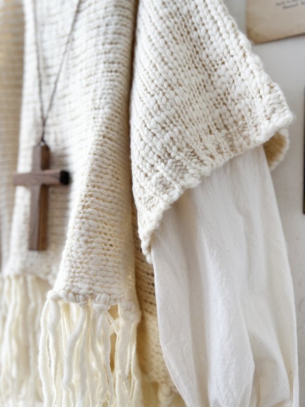 画像8: SO／フリンジニットポンチョ・ブラック (8)