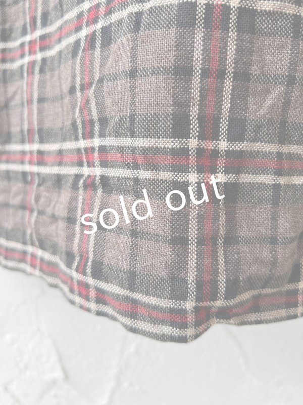 画像4: MARCHE' DE SOEUR／シャーリングネックワンピース・レッドブラウンチェック (4)