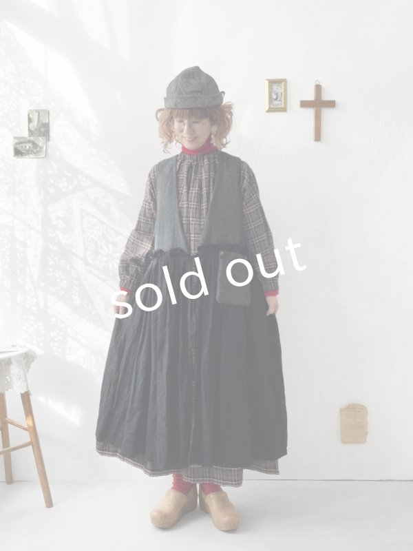 画像11: MARCHE' DE SOEUR／ウールツイードのベストワンピース・チャコール×黒 (11)