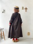 画像13: MARCHE' DE SOEUR／シャーリングネックワンピース・レッドブラウンチェック (13)