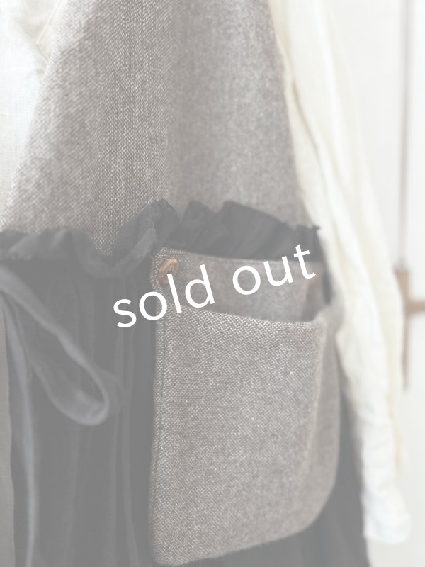 画像6: MARCHE' DE SOEUR／ウールツイードのベストワンピース・モカ×黒 (6)