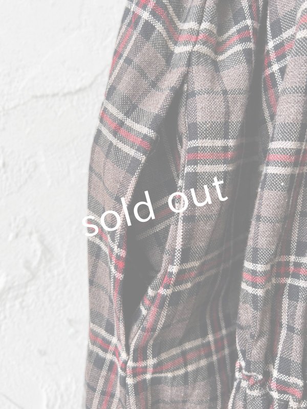 画像5: MARCHE' DE SOEUR／シャーリングネックワンピース・レッドブラウンチェック (5)