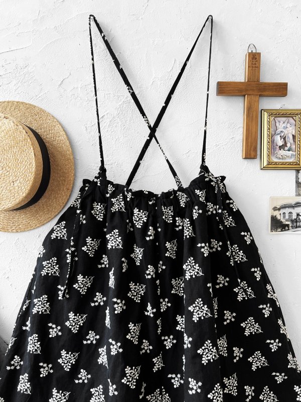 画像2: MARCHE' DE SOEUR／ピエロパンツ・黒ブーケ刺繍 (2)