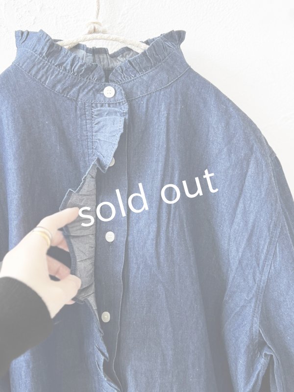 画像4: SO／ライトデニムフリルブラウス・インディゴ (4)