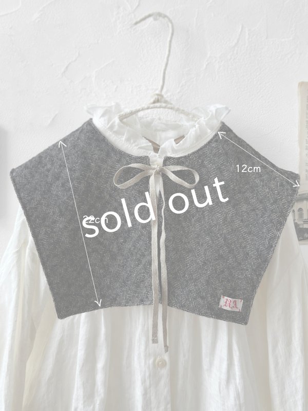 画像3: MARCHE' DE SOEUR／リバーシブルタッセルティペット・杢ブラック×ベージュ (3)