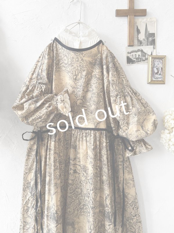 画像3: shizuka's／トワルドジュイのリボンワンピース・（ベルスリーブ）ベージュ (3)