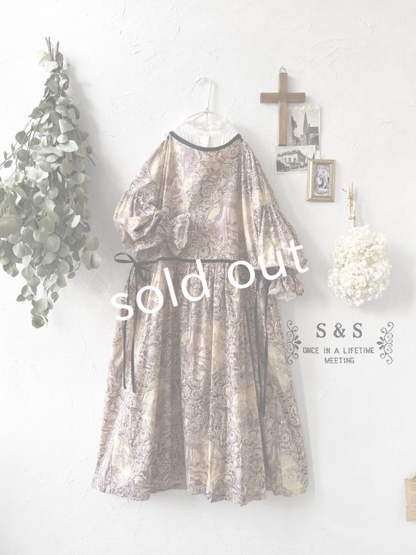 画像1: shizuka's／トワルドジュイのリボンワンピース・（ベルスリーブ）山葡萄 (1)